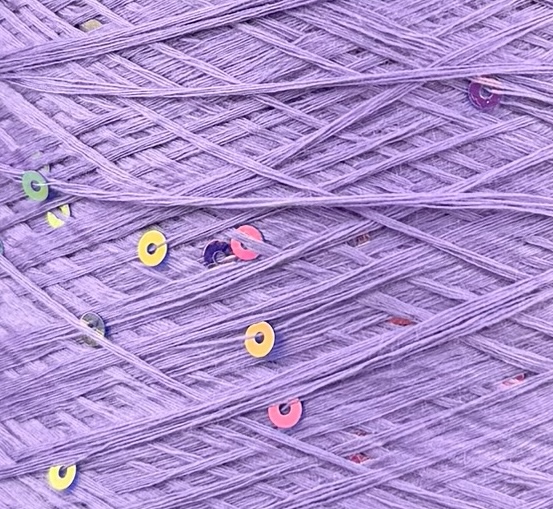 Art. Merino Brillante 700 m / 100 g – Filato in lana merino con paillettes col. Lilla